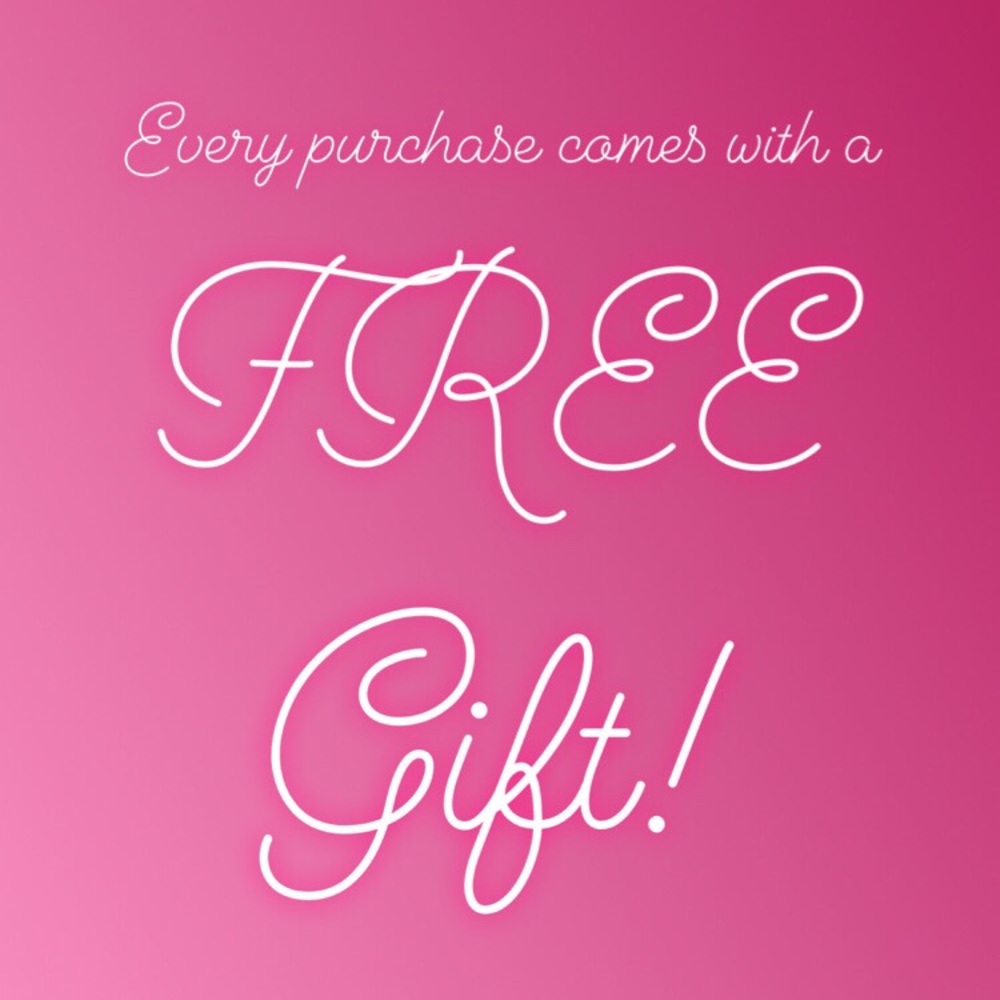 Free gift with every purchase 📦